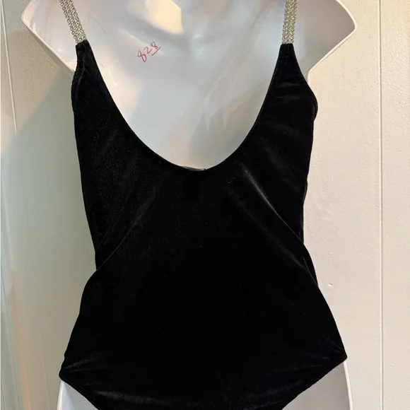 Elegant Black Velvet body suit Top with rhinestone straps size 8 - Picture 2 of 4